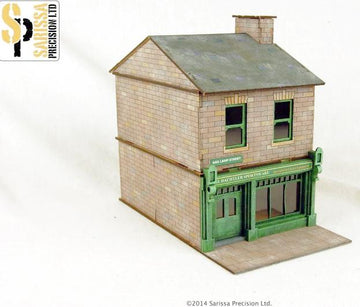 Terrace Shop with Backyard and Bunker